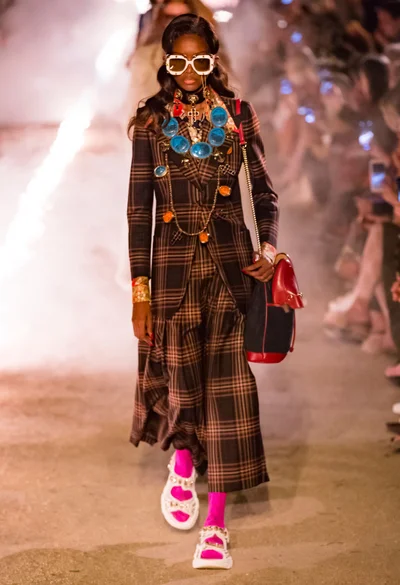Look 49